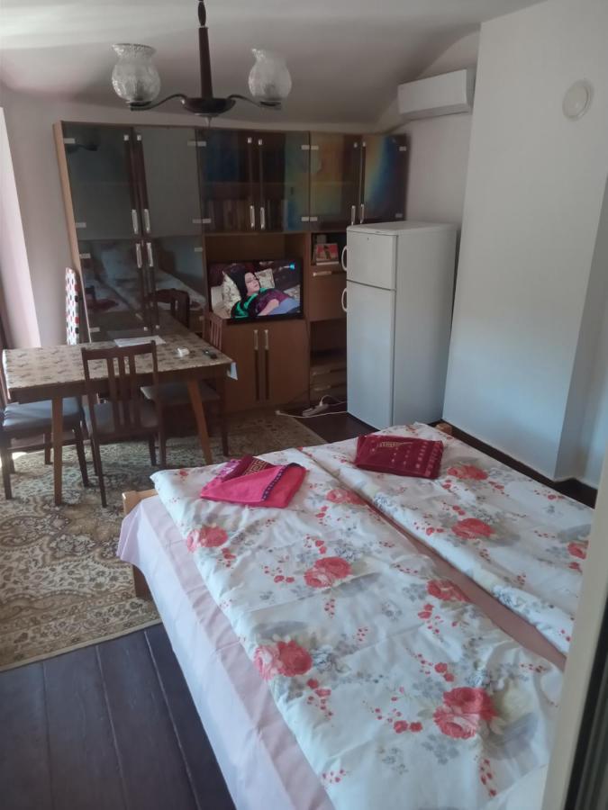 Mercury Guest House Veliko Tŭrnovo Eksteriør bilde