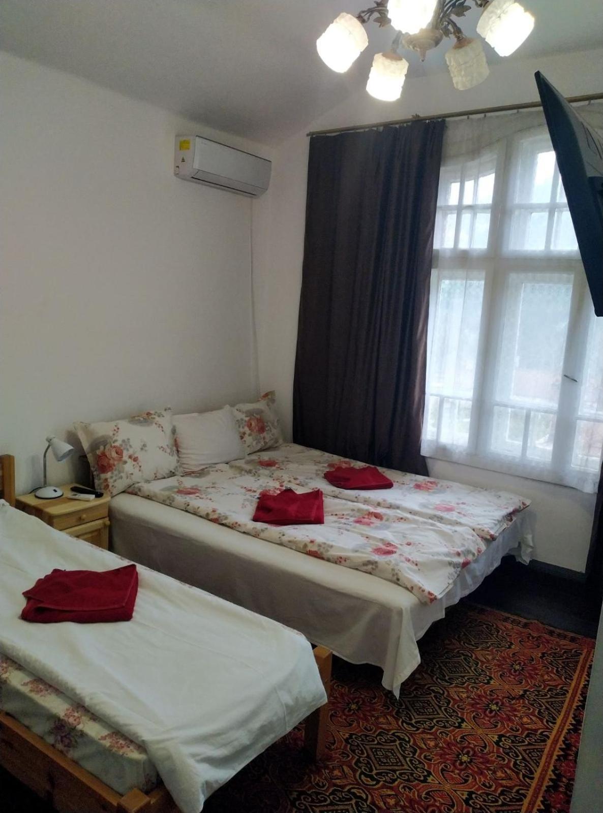 Mercury Guest House Veliko Tŭrnovo Eksteriør bilde
