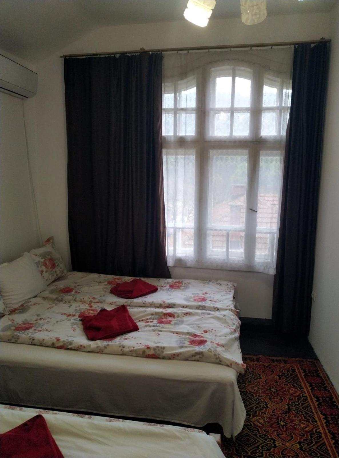 Mercury Guest House Veliko Tŭrnovo Eksteriør bilde